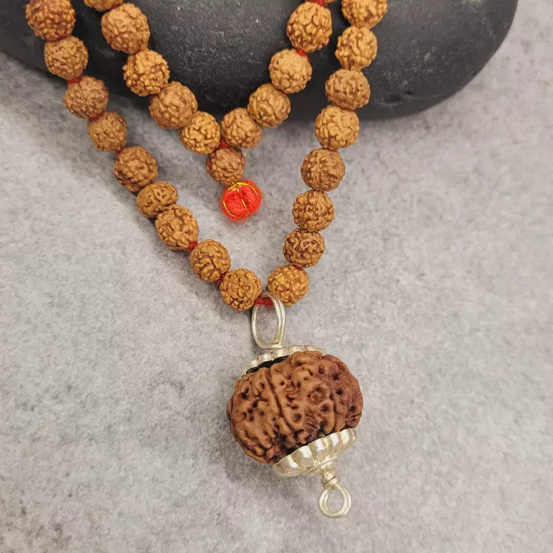 7 Mukhi Rudraksha Kavach 