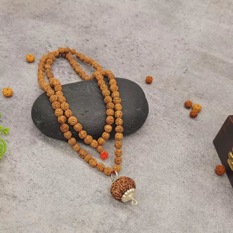 7 Mukhi Rudraksha Kavach 