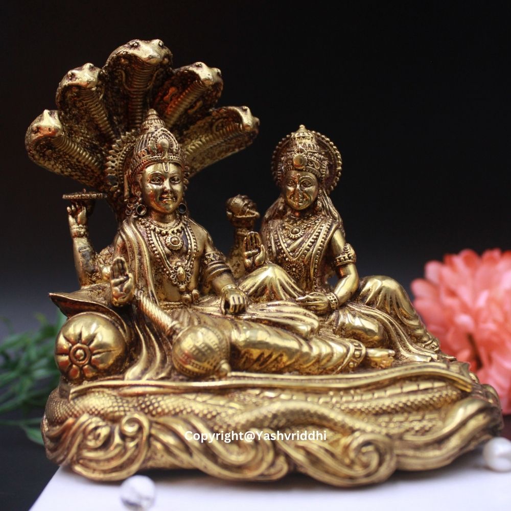 Vishnu Laxmi Statue – Traditional Wax Casting Hindu Deity Idol for Pooja & Décor | Yashvriddhi