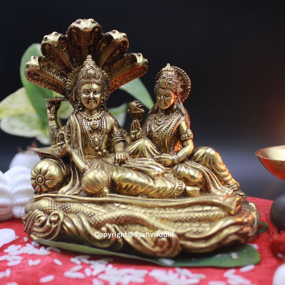 Vishnu Laxmi Statue – Traditional Wax Casting Hindu Deity Idol for Pooja & Décor | Yashvriddhi